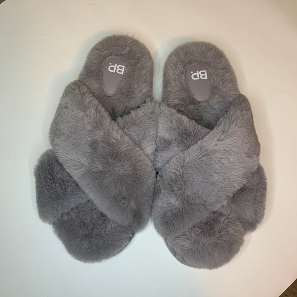 bp Shoes - BP. Sophie Cozy Faux Fur Criss Cross Gray Plush Slippers Large 9-10  Soft